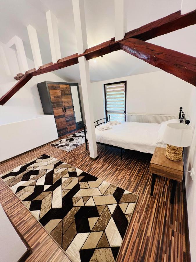 Apartament In Regim Hotelier King Медіаш Екстер'єр фото